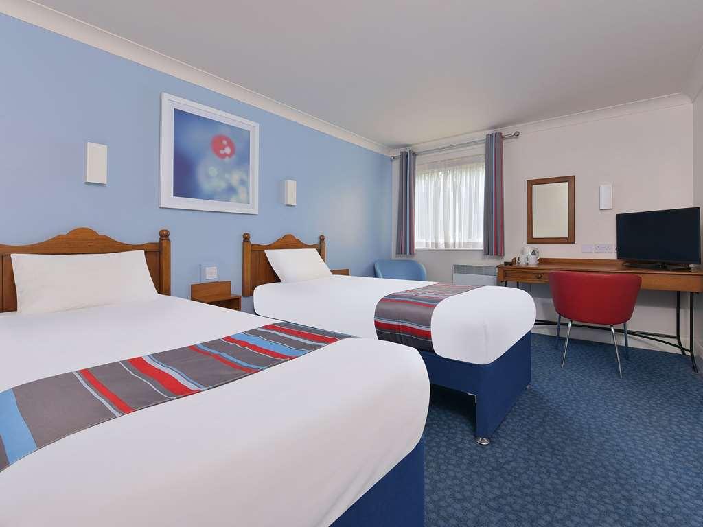 Travelodge Bedford Goldington Road ห้อง รูปภาพ