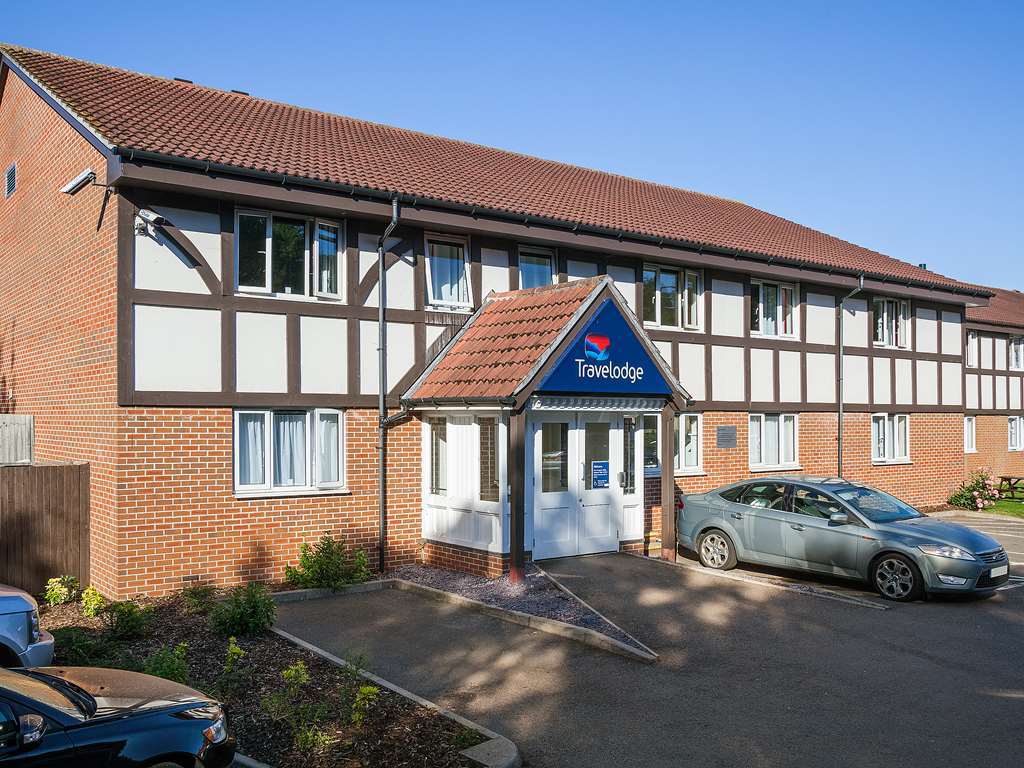 Travelodge Bedford Goldington Road ภายนอก รูปภาพ